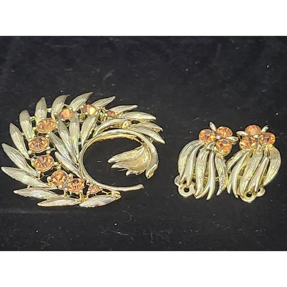 Vintage LISNER Leaf Brooch  Yellow topaz AB Gold  Leaf Spray Pin clipon earrings